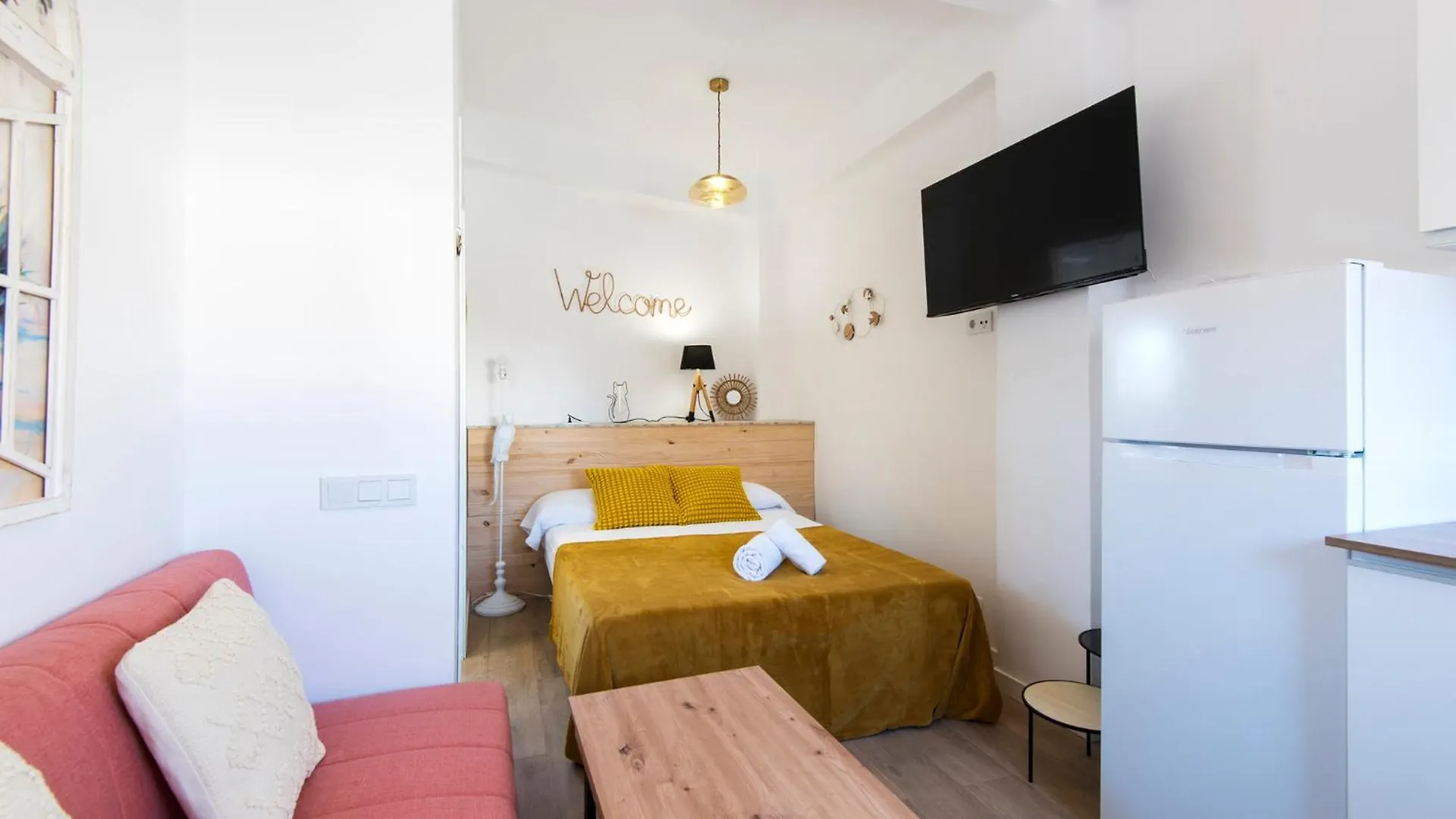 Apartment Malaga Tour Museums Constitucion Square